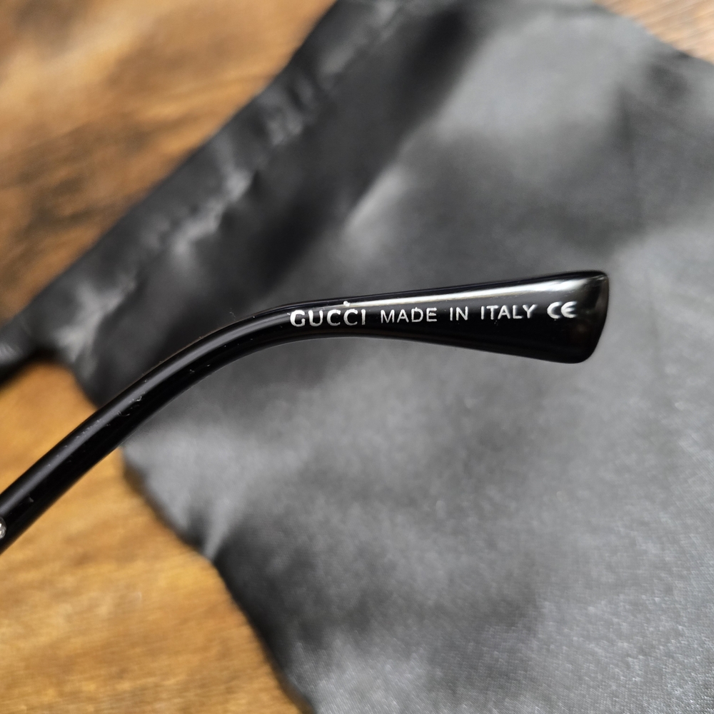 Gucci Women’s Round Sunglasses - Picture 5 of 7